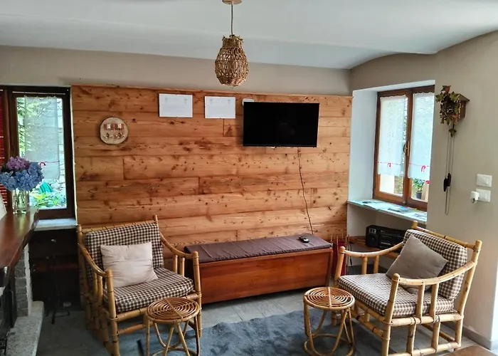 בקתה La Alpina סקופלו